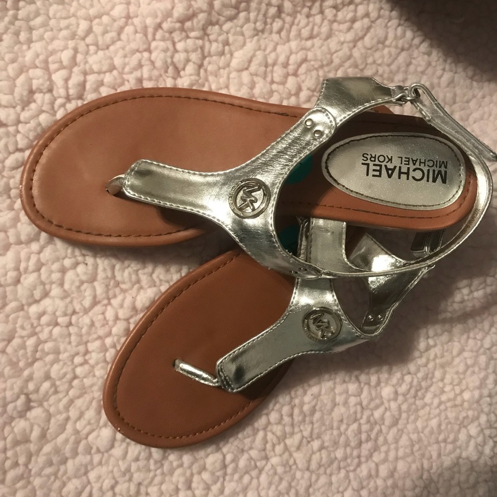 Kids size 4 Michael Kors shoes